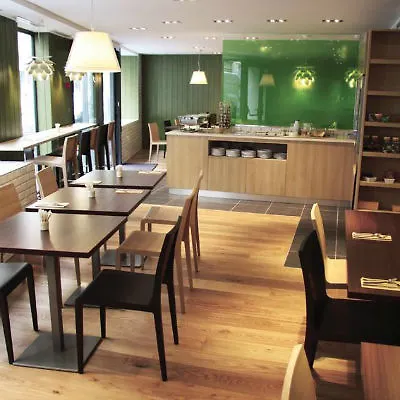 Mercure Paris Gare Du Nord Hotel